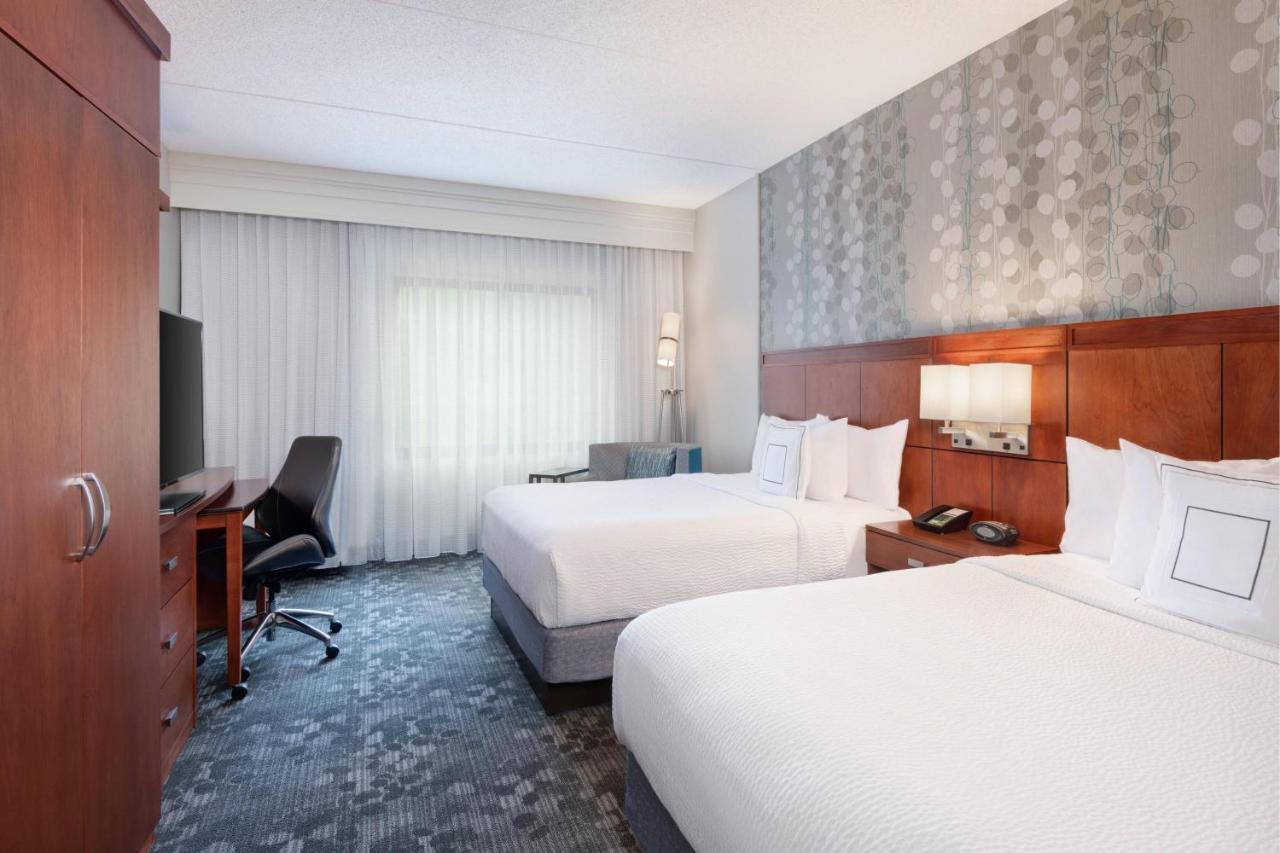 Courtyard By Marriott Pittsburgh Washington Meadow Lands Hotel Buitenkant foto