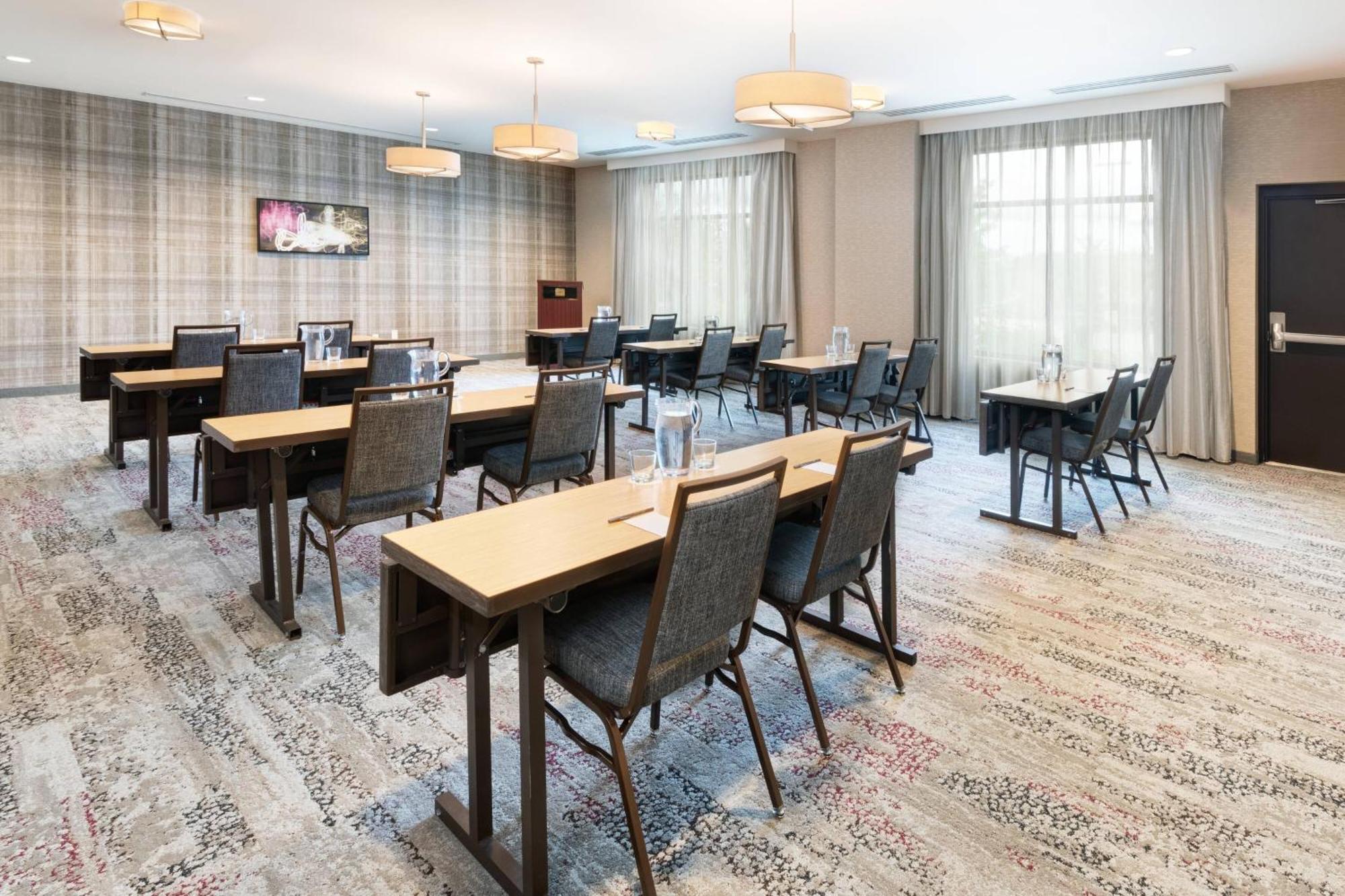 Courtyard By Marriott Pittsburgh Washington Meadow Lands Hotel Buitenkant foto