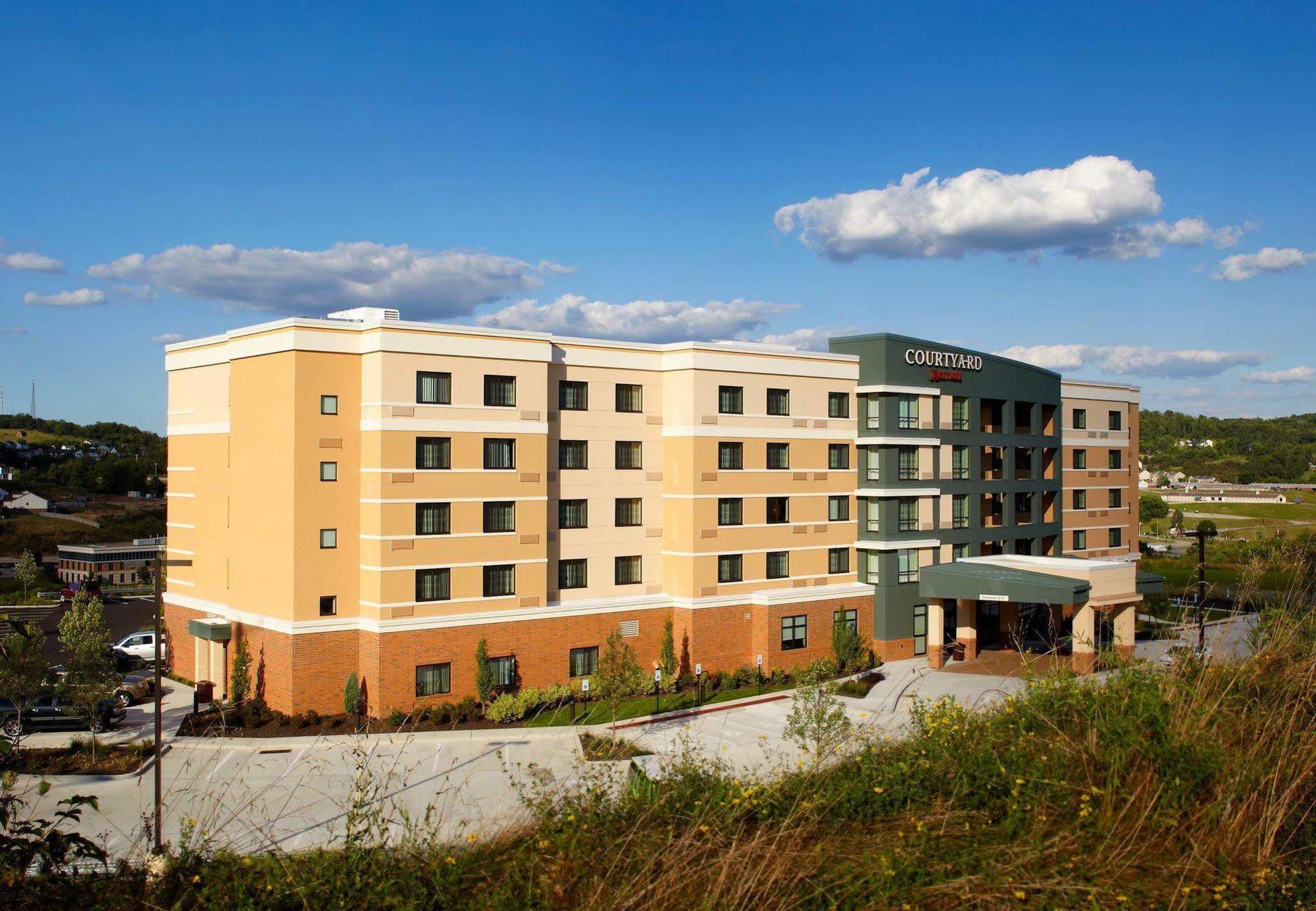 Courtyard By Marriott Pittsburgh Washington Meadow Lands Hotel Buitenkant foto