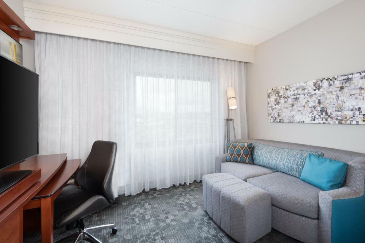 Courtyard By Marriott Pittsburgh Washington Meadow Lands Hotel Buitenkant foto