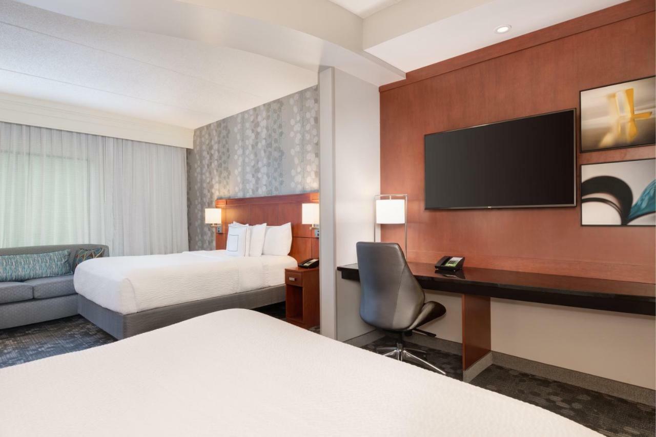 Courtyard By Marriott Pittsburgh Washington Meadow Lands Hotel Buitenkant foto