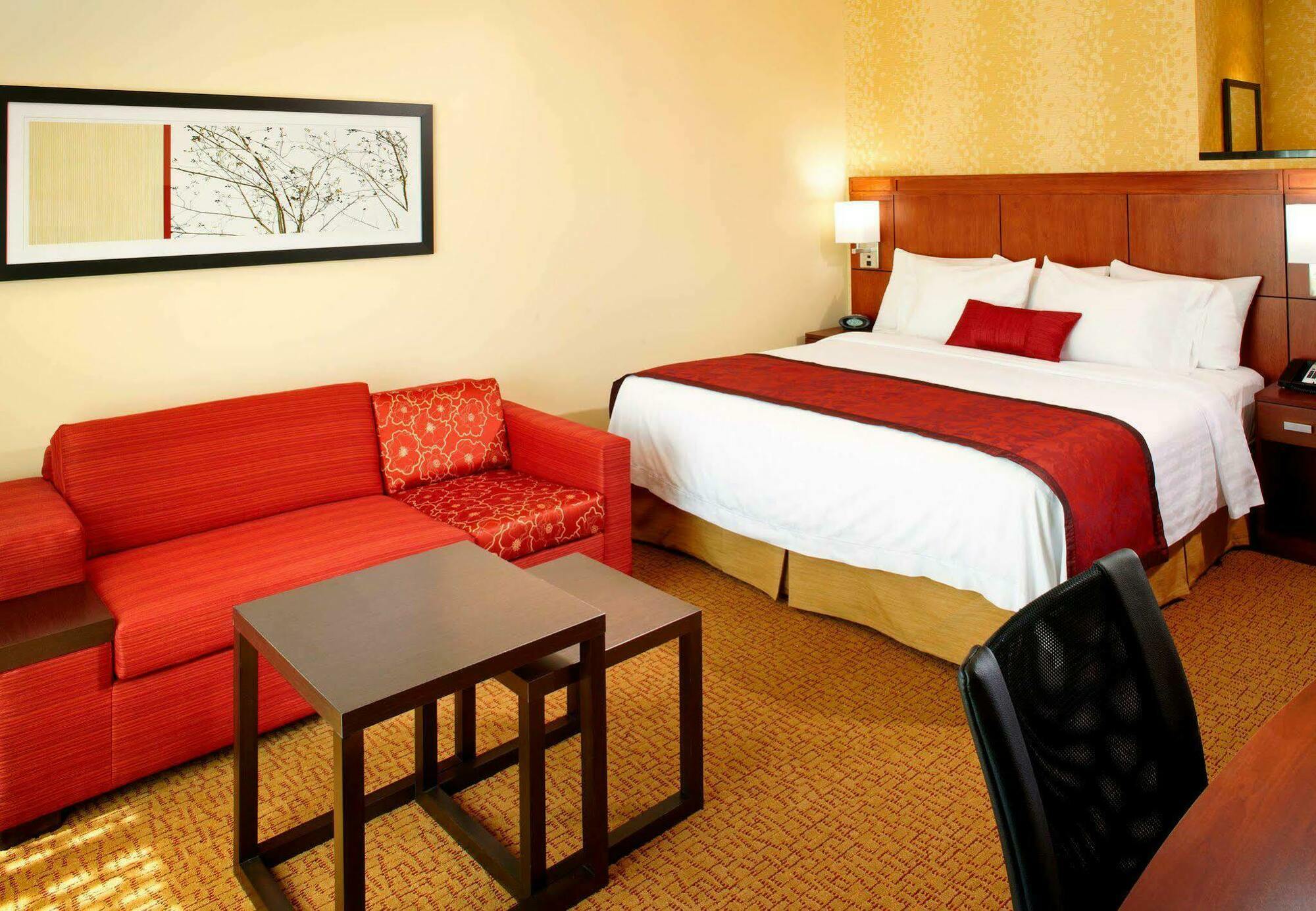 Courtyard By Marriott Pittsburgh Washington Meadow Lands Hotel Buitenkant foto